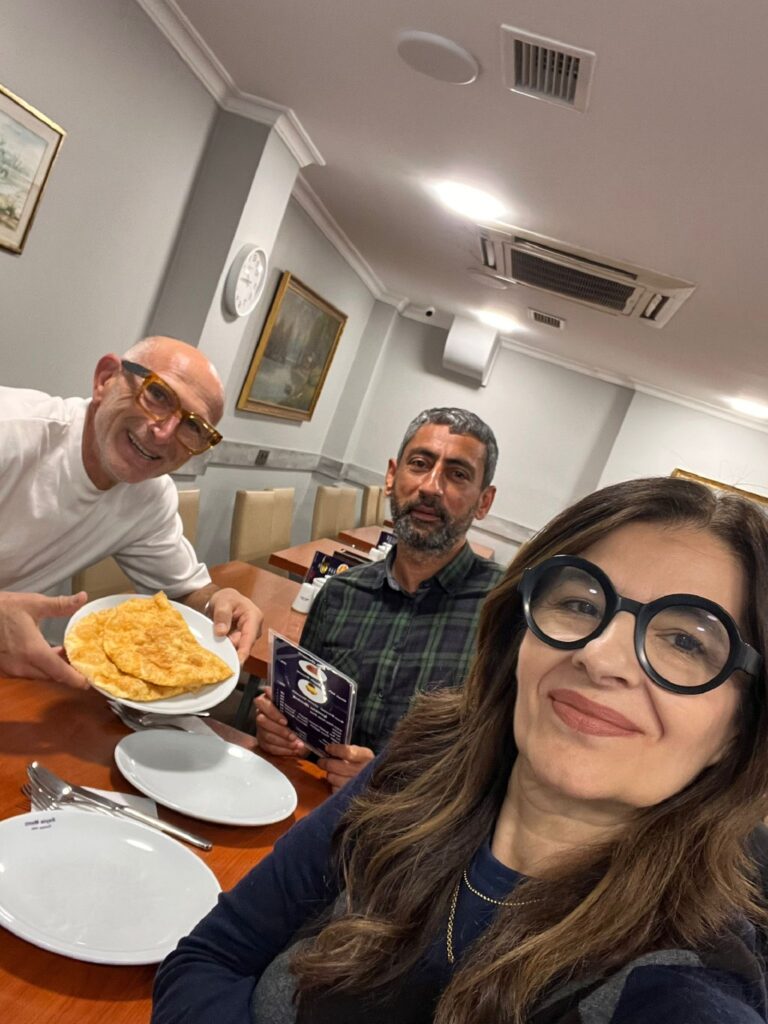 borek e tè turco a Kadıköy