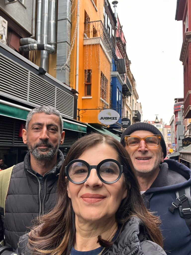 strada colorata di Kadıköy Istanbul